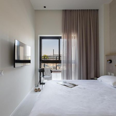 Tayo Studios & Apartments Бат Ям Екстериор снимка